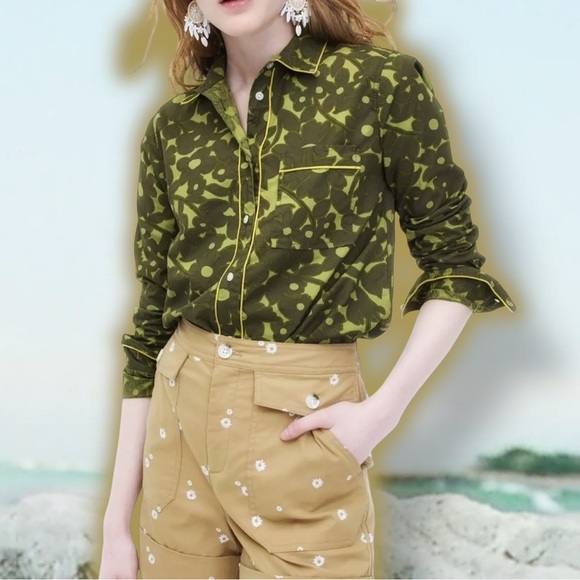 J. Crew ‘Groovy Button-Up Shirt’ in “Camo Flowers” with Yellow Piping Size Small - Picture 1 of 15